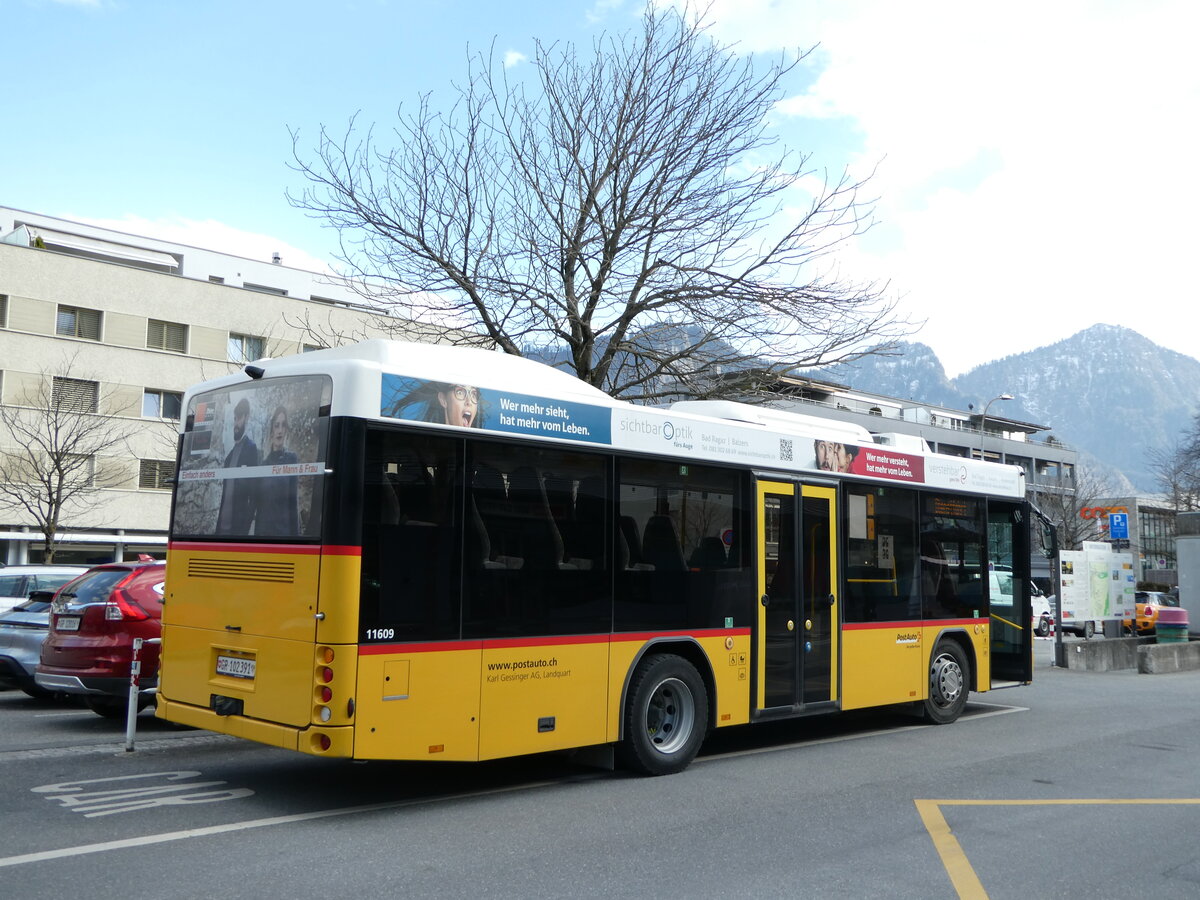 (246'523) - Gessinger, Bad Ragaz - GR 102'391/PID 11'609 - Scania/Hess am 24. Februar 2023 beim Bahnhof Landquart