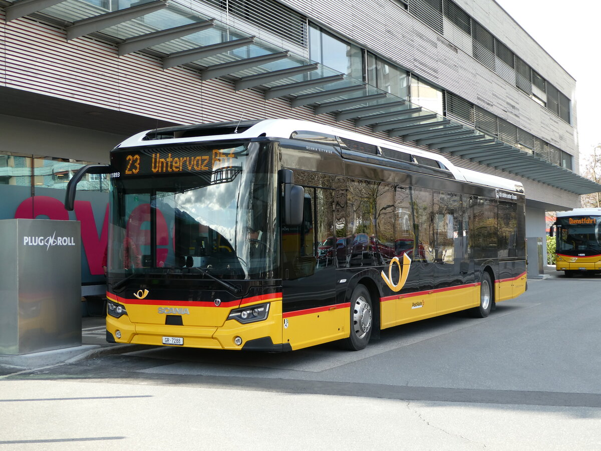 (246'534) - Dünser, Trimmis - GR 7288/PID 11'893 - Scania (ex GR 165'792) am 24. Februar 2023 beim Bahnhof Landquart