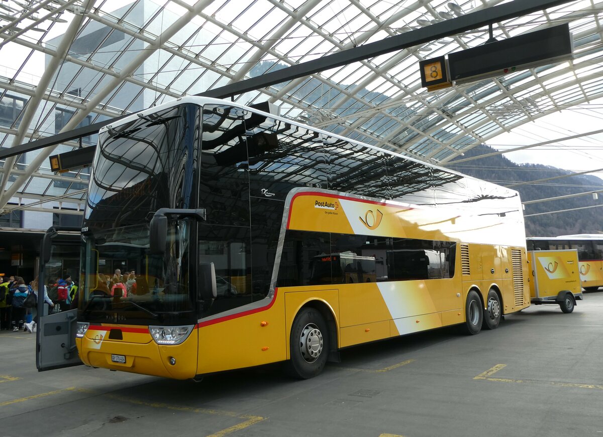 (246'554) - PostAuto Graubnden - GR 170'404/PID 11'109 - Iveco am 24. Februar 2023 in Chur, Postautostation