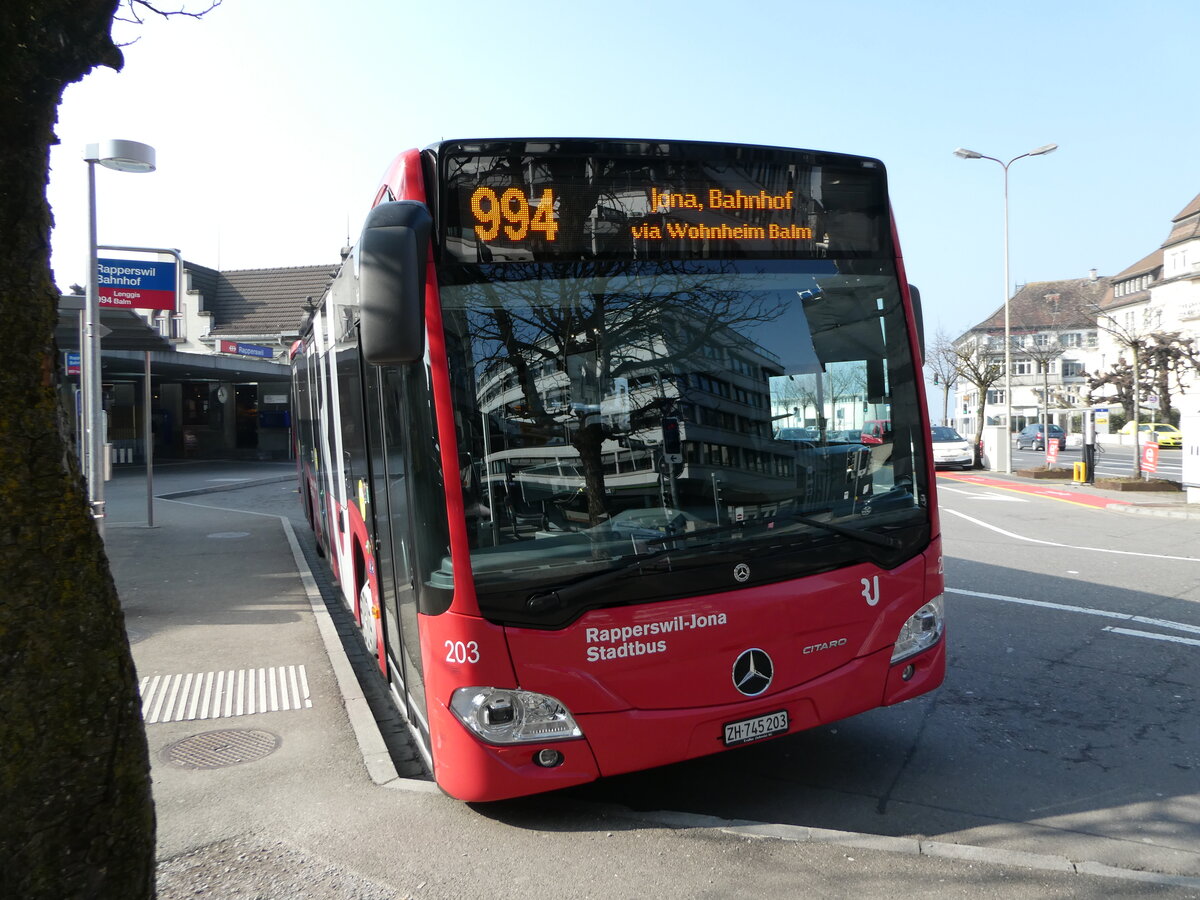 (246'831) - VZO Grningen - Nr. 203/ZH 745'203 - Mercedes am 4. Mrz 2023 beim Bahnhof Rapperswil