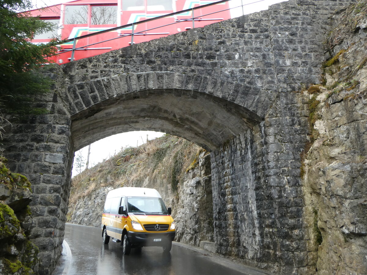 (247'084) - TSB Seelisberg - UR 1303/PID 4836 - Mercedes (ex Schnider, Schüpfheim) am 10. März 2023 in Volligen, TSB-Viadukt