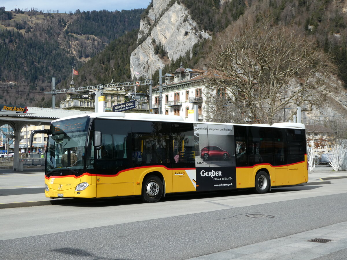 (247'185) - PostAuto Bern - BE 610'540/PID 11'404 - Mercedes am 13. Mrz 2023 beim Bahnhof Interlaken West
