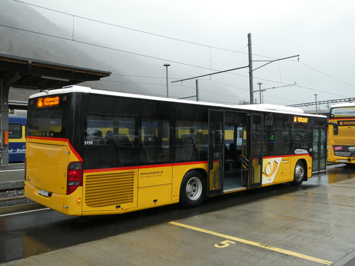 (247'749) - Flck, Brienz - Nr. 6/BE 26'631/PID 5155 - Setra am 26. Mrz 2023 beim Bahnhof Interlaken Ost