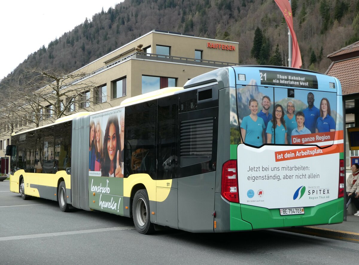 (247'965) - STI Thun - Nr. 703/BE 754'703 - Mercedes am 2. April 2023 beim Bahnhof Interlaken Ost