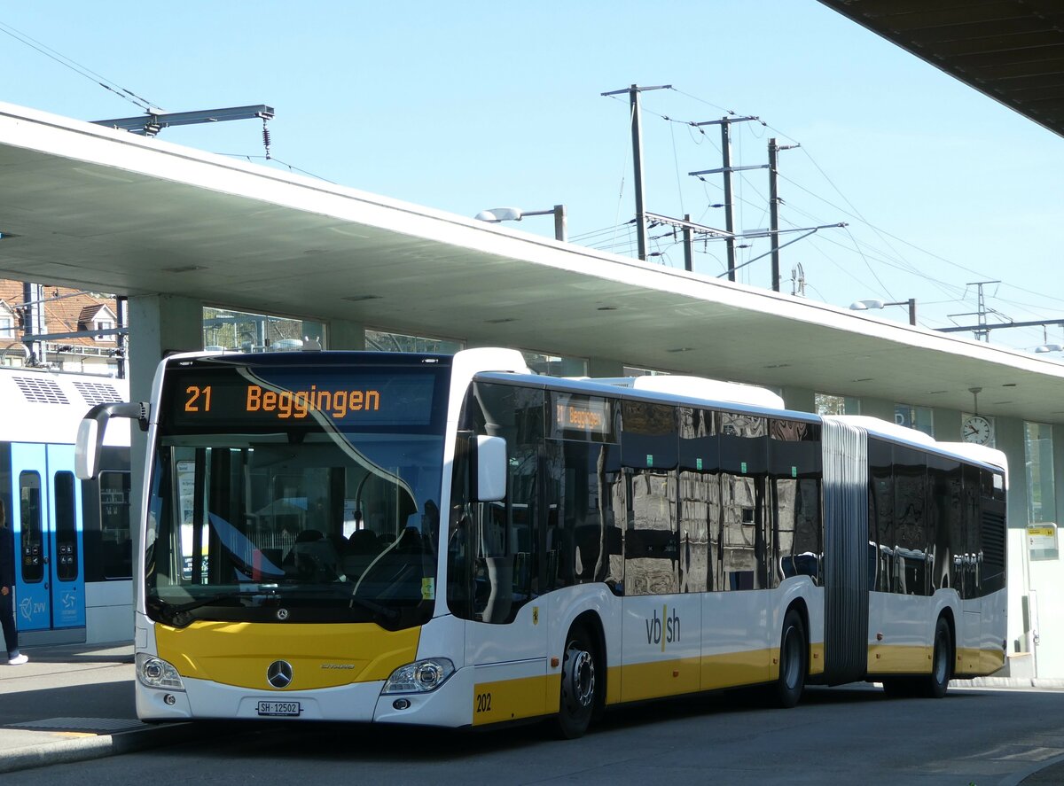 (248'090) - VBSH Schaffhausen - Nr. 202/SH 12'502 - Mercedes am 6. April 2023 beim Bahnhof Schaffhausen