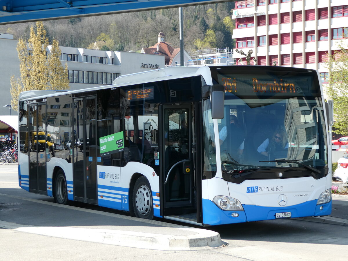 (248'114) - RTB Altsttten - Nr. 75/SG 33'072 - Mercedes am 6. April 2023 beim Bahnhof Heerbrugg