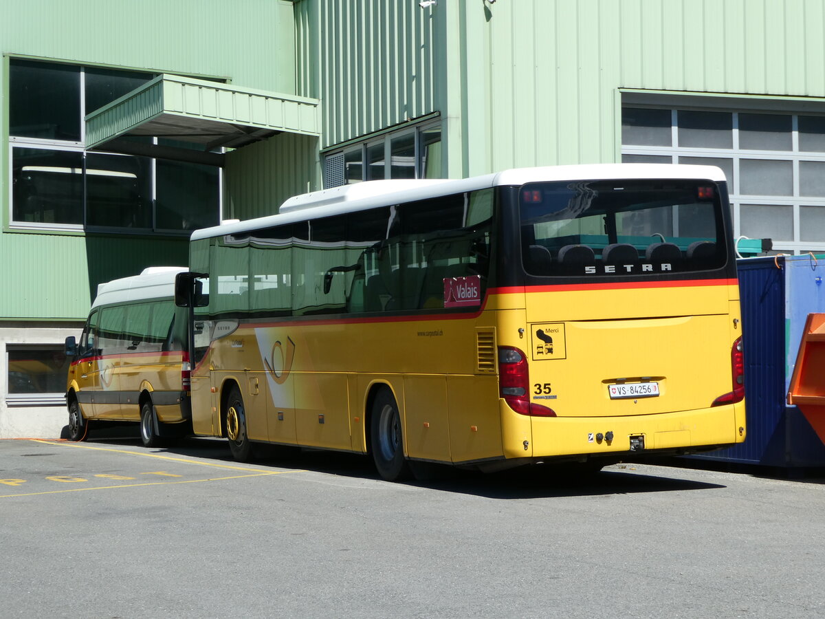 (248'289) - Buchard, Leytron - Nr. 35/VS 84'256/PID 4500 - Setra (ex PostAuto Wallis Nr. 35; ex TSAR, Sierre; ex Pfammatter, Sierre) am 9. April 2023 in Leytron, Garage 