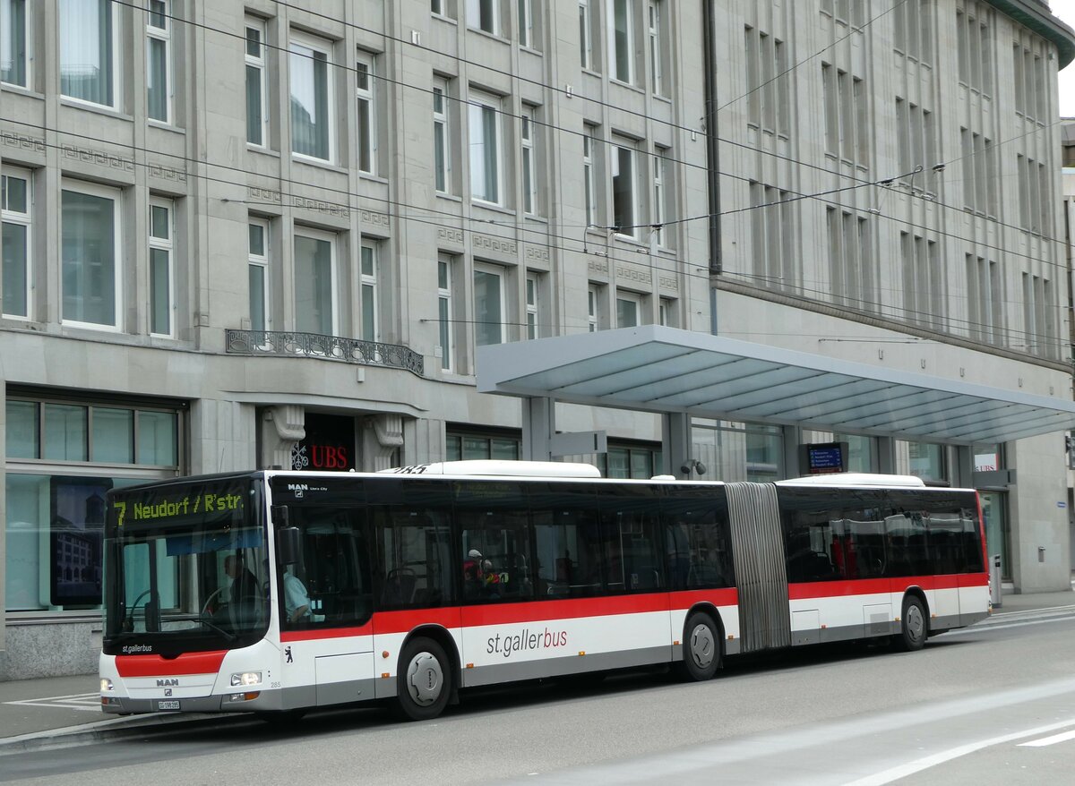 (248'416) - St. Gallerbus, St. Gallen - Nr. 285/SG 198'285 - MAN am 13. April 2023 beim Bahnhof St. Gallen