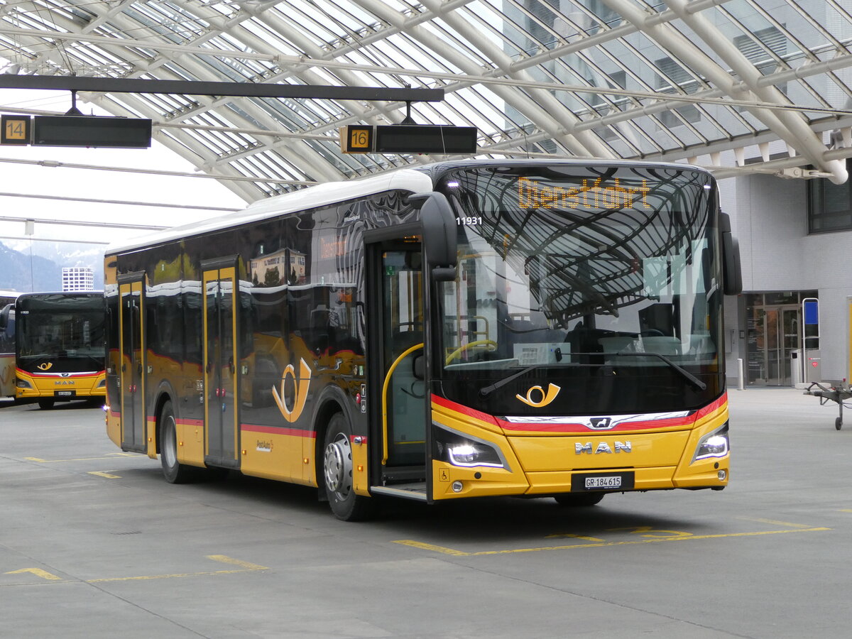 (248'653) - PostAuto Graubnden - GR 184'615/PID 11'931 - MAN am 15. April 2023 in Chur, Postautostation