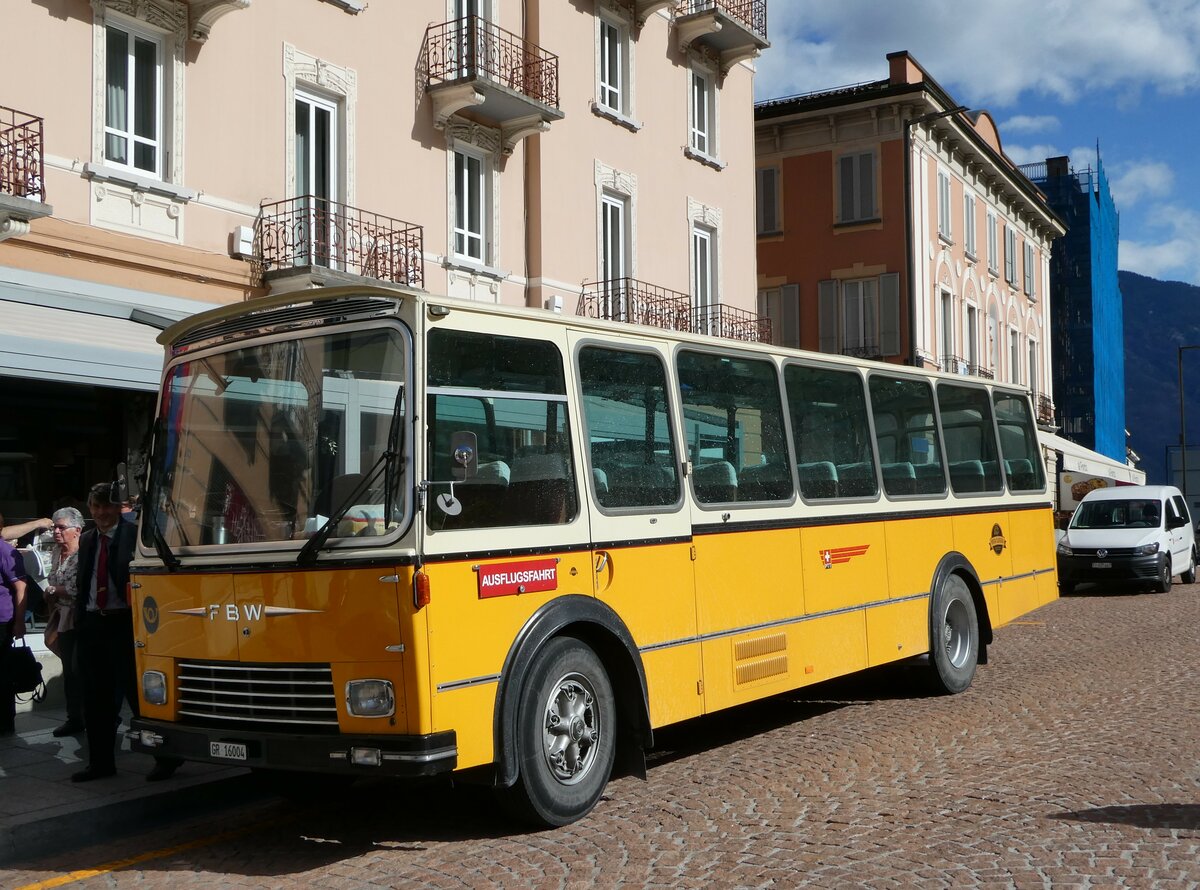 (248'680) - Wittwer, Chur - GR 16'004 - FBW/Gangloff (ex Eggenberger, Mriken; ex AVG Grindelwald Nr. 11; ex P 24'170) am 16. April 2023 beim Bahnhof Bellinzona