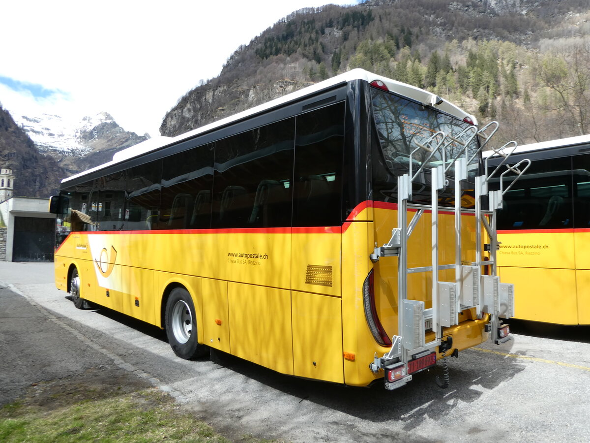 (248'692) - Chiesa, Riazzino - TI 189'693/PID 11'557 - Iveco am 16. April 2023 in Sonogno