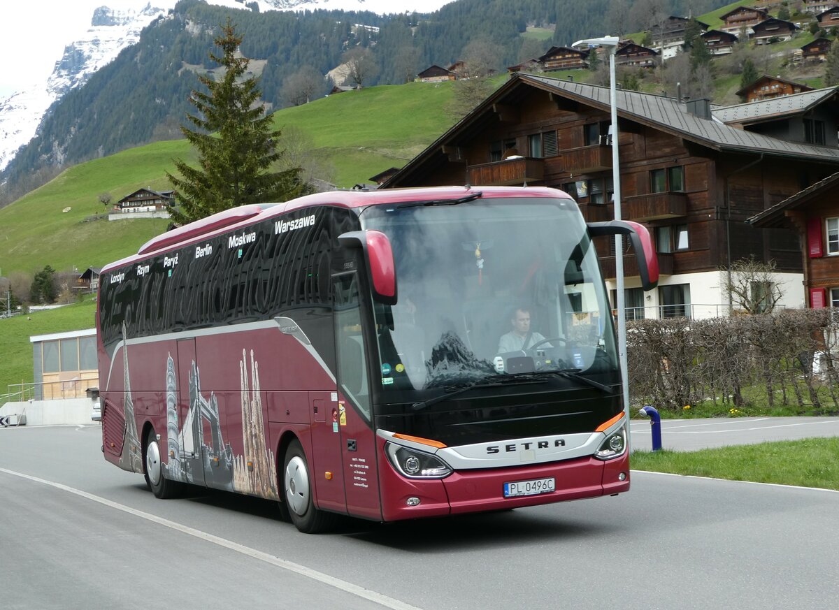 (248'804) - Aus Polen: Mati-Trans, Leszno - PL 0496C - Setra am 18. April 2023 in Grindelwald, Terminal