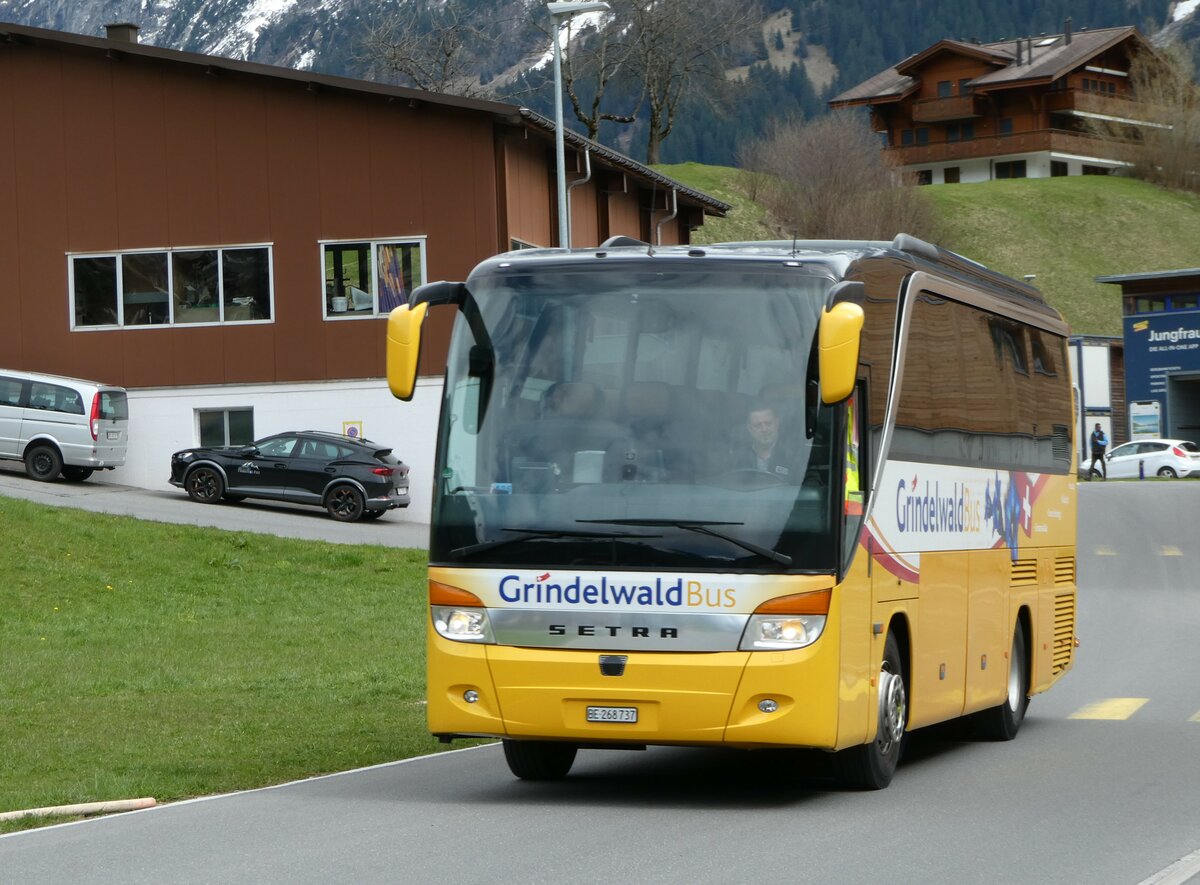 (248'806) - Grindelwaldbus, Grindelwald - Nr. 26/BE 268'737 - Setra am 18. April 2023 in Grindelwald, Terminal