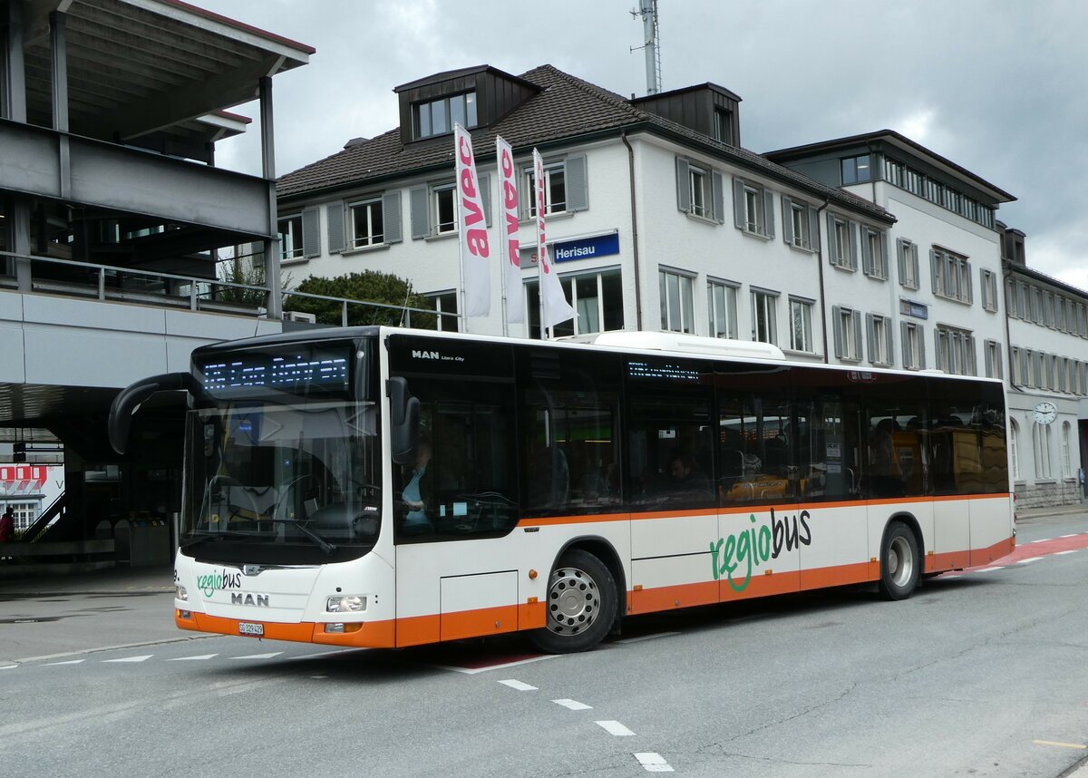 (249'147) - Regiobus, Gossau - Nr. 29/SG 329'429 - MAN am 25. April 2023 beim Bahnhof Herisau