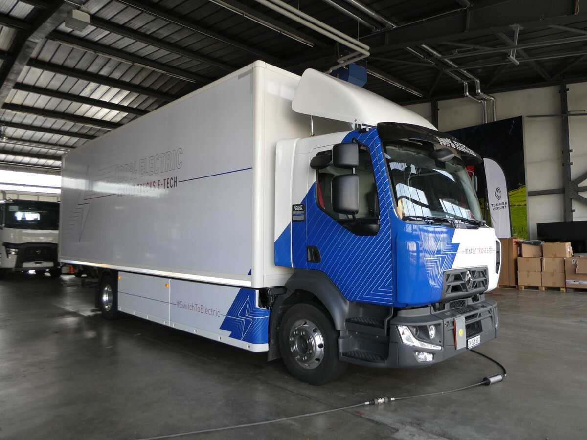 (249'274) - Renault - ZH 228'617 - am 29. April 2023 in Dietikon, Renault Trucks