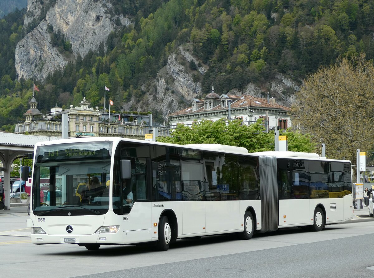 (249'426) - Intertours, Domdidier - Nr. 666/FR 300'666 - Mercedes (ex STI Thun Nr. 136) am 2. Mai 2023 beim Bahnhof Interlaken West