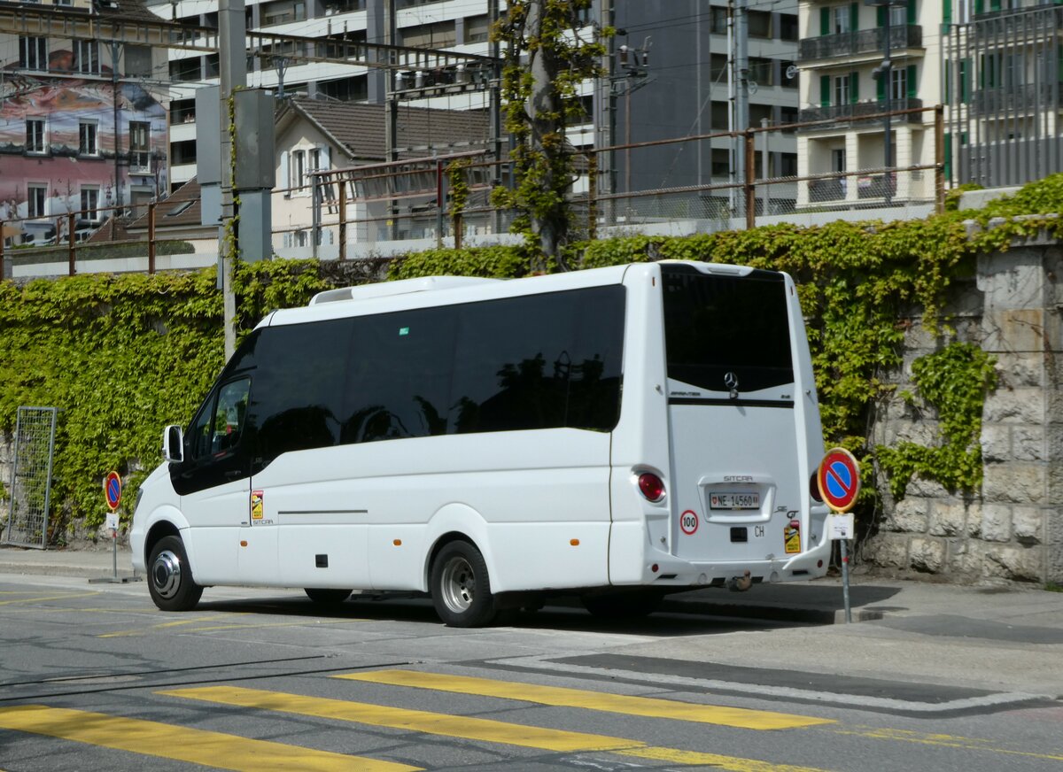 (249'625) - ??? - NE 14'560 - Mercedes am 5. Mai 2023 beim Bahnhof Neuchtel