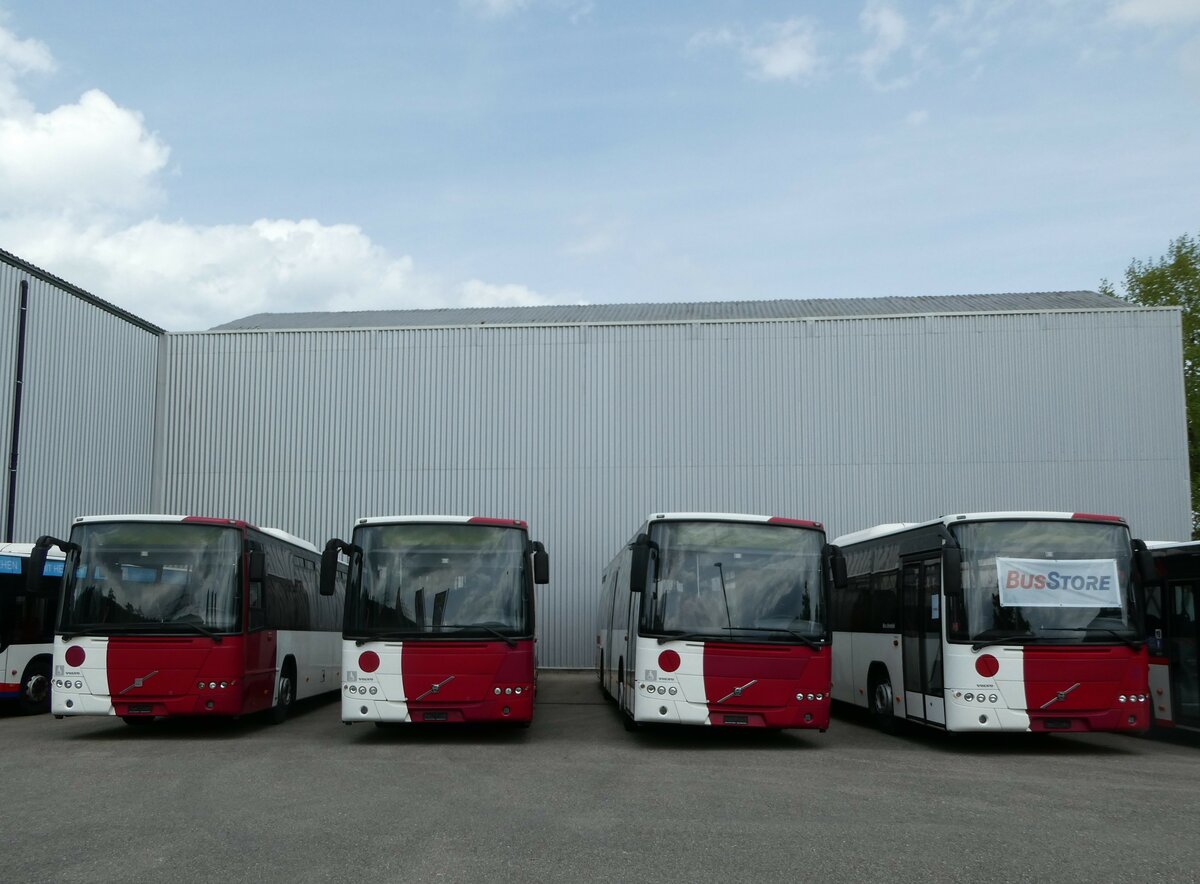 (249'789) - TPF Fribourg - Nr. 14 + Nr. 18 + Nr. 48 + Nr. 23 - Volvo am 6. Mai 2023 in Winterthur, EvoBus