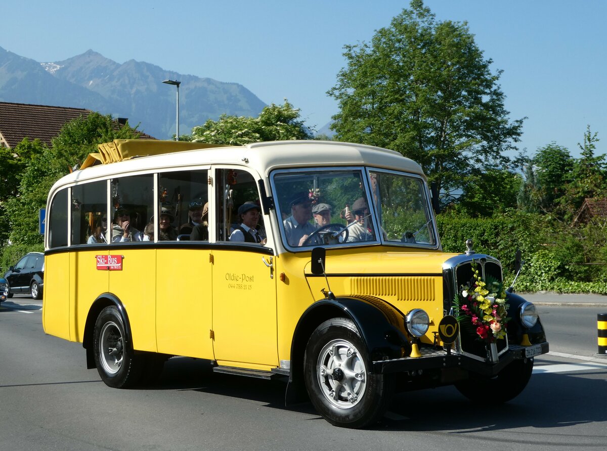 (250'535) - Moser, Schnenberg - ZH 216'722 - Berna/Hess (ex Barenco, Faido) am 27. Mai 2023 in Sarnen, OiO