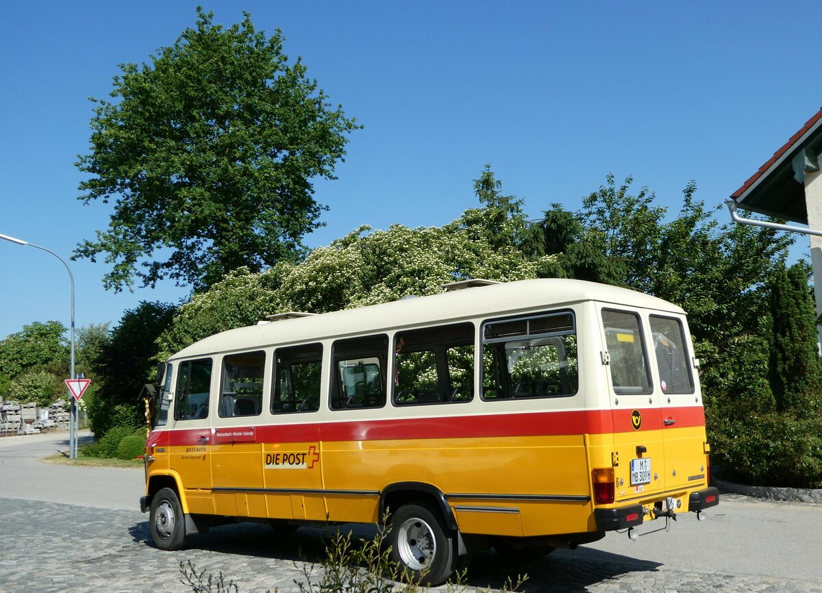 (250'927) - Hahn, Mnchen - Nr. 6/M-MB 309H - Mercedes (ex Mller, CH-Ennetmoos Nr. 6; ex Portenier, CH-Adelboden Nr. 6/PID 492; ex Geiger, CH-Adelboden Nr. 6) am 4. Juni 2023 in Rottersdorf, Vilstaler Hof