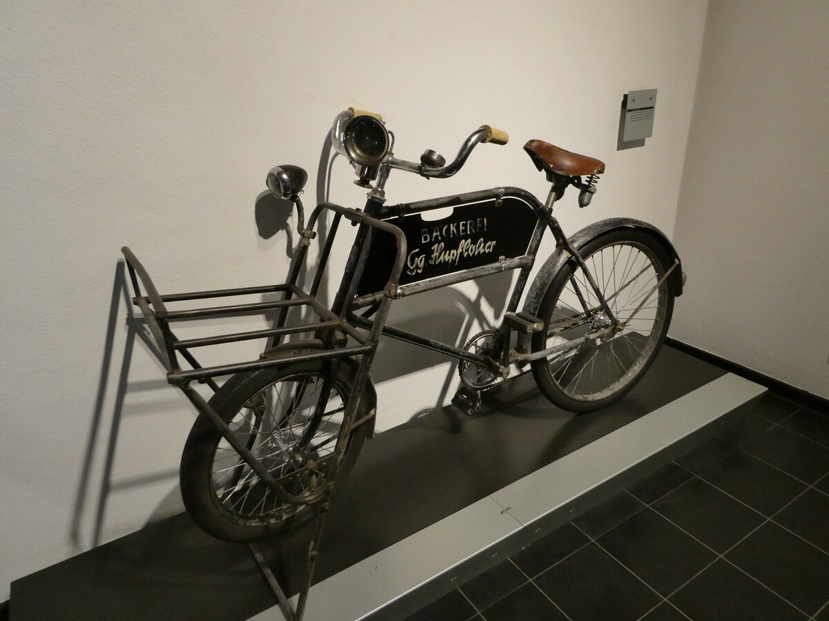 (251'004) - G�ricke Transport-Fahrrad am 4. Juni 2023 in Dingolfing, Industriemuseum