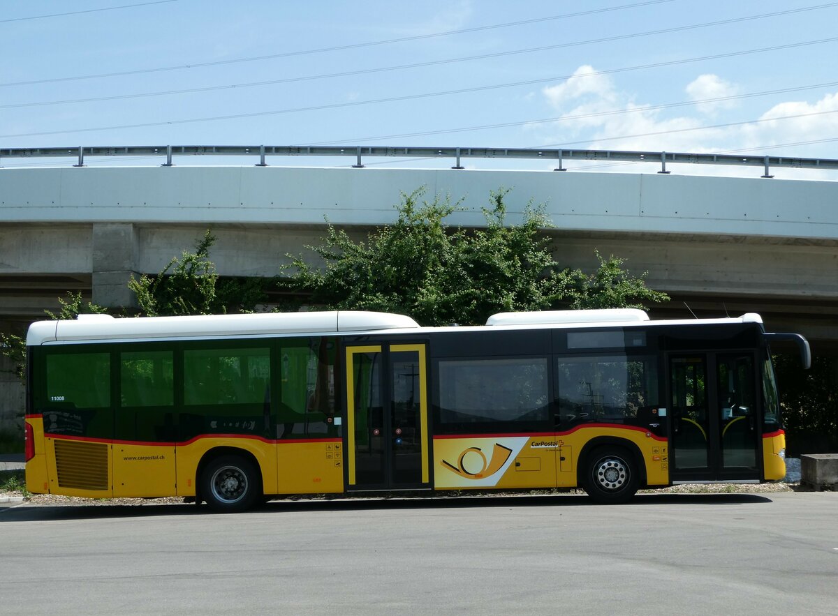 (251'611) - CarPostal Ouest - VD 259'932/PID 11'008 - Mercedes am 17. Juni 2023 in Kerzers, Interbus