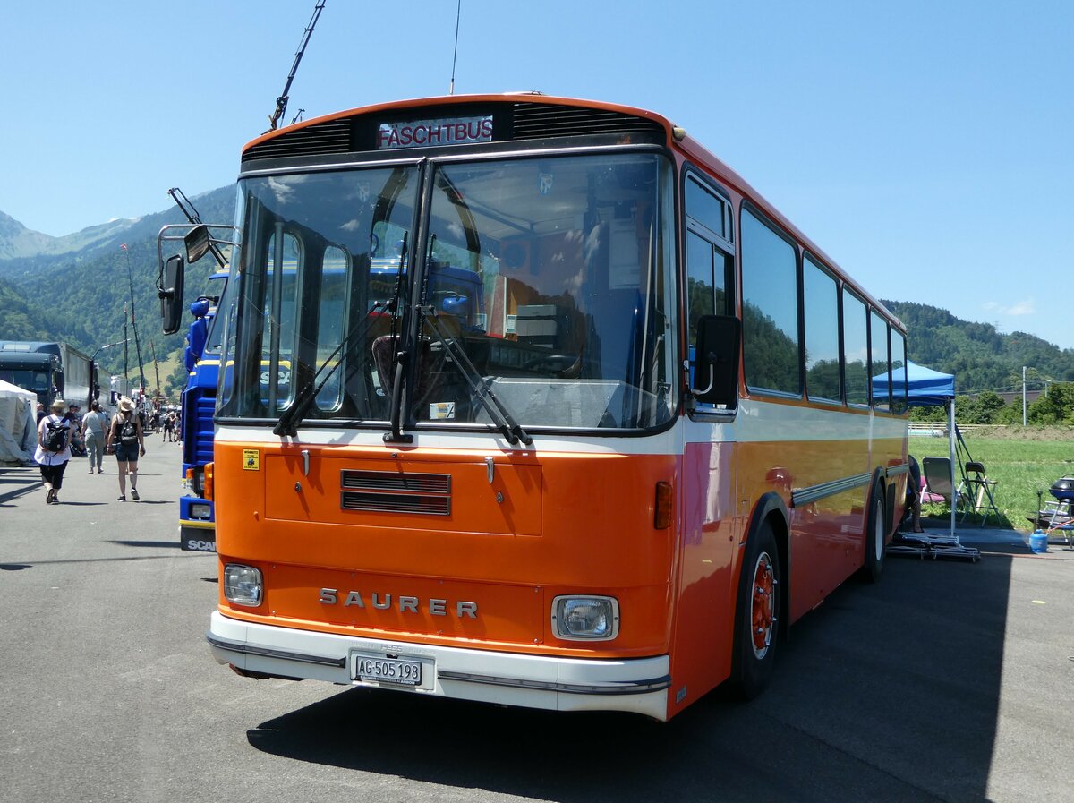 (251'988) - Mangold, Oberengstringen - AG 505'198 - Saurer/Hess (ex RhV Altsttten Nr. 45) am 24. Juni 2023 in Interlaken, Flugplatz 