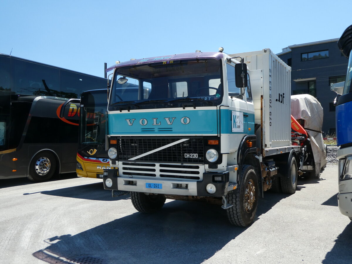 (252'718) - Kamm, Obstalden - GL 241 - Volvo am 15. Juli 2023 in Schmerikon, Thomann