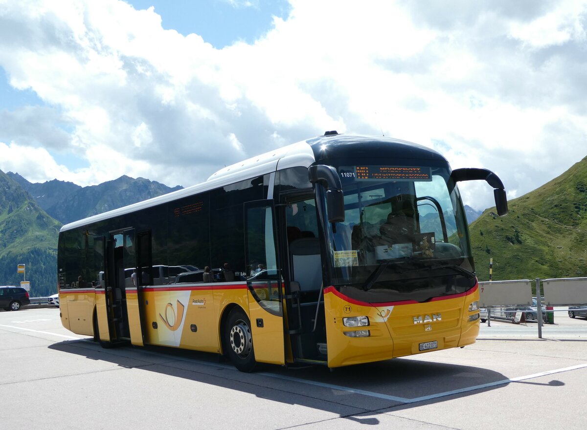 (253'025) - PostAuto Bern - Nr. 71/BE 412'071/PID 11'071 - MAN (ex PostAuto Zentralschweiz Nr. 20; ex Dillier, Sarnen Nr. 20) am 25. Juli 2023 in Airolo, Pian Secco Belvedere