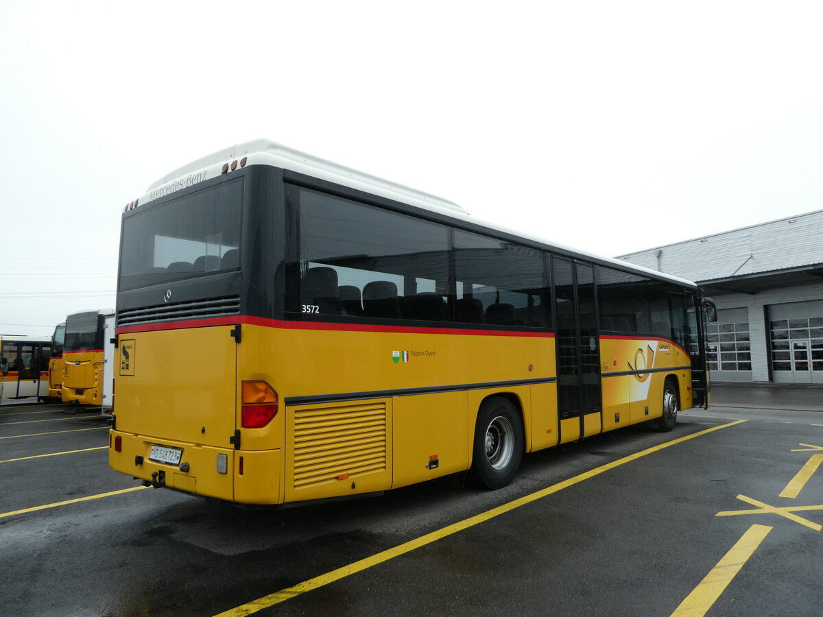 (253'157) - CarPostal Ouest - VD 548'723/PID 3572 - Mercedes am 29. Juli 2023 in Kerzers, Interbus