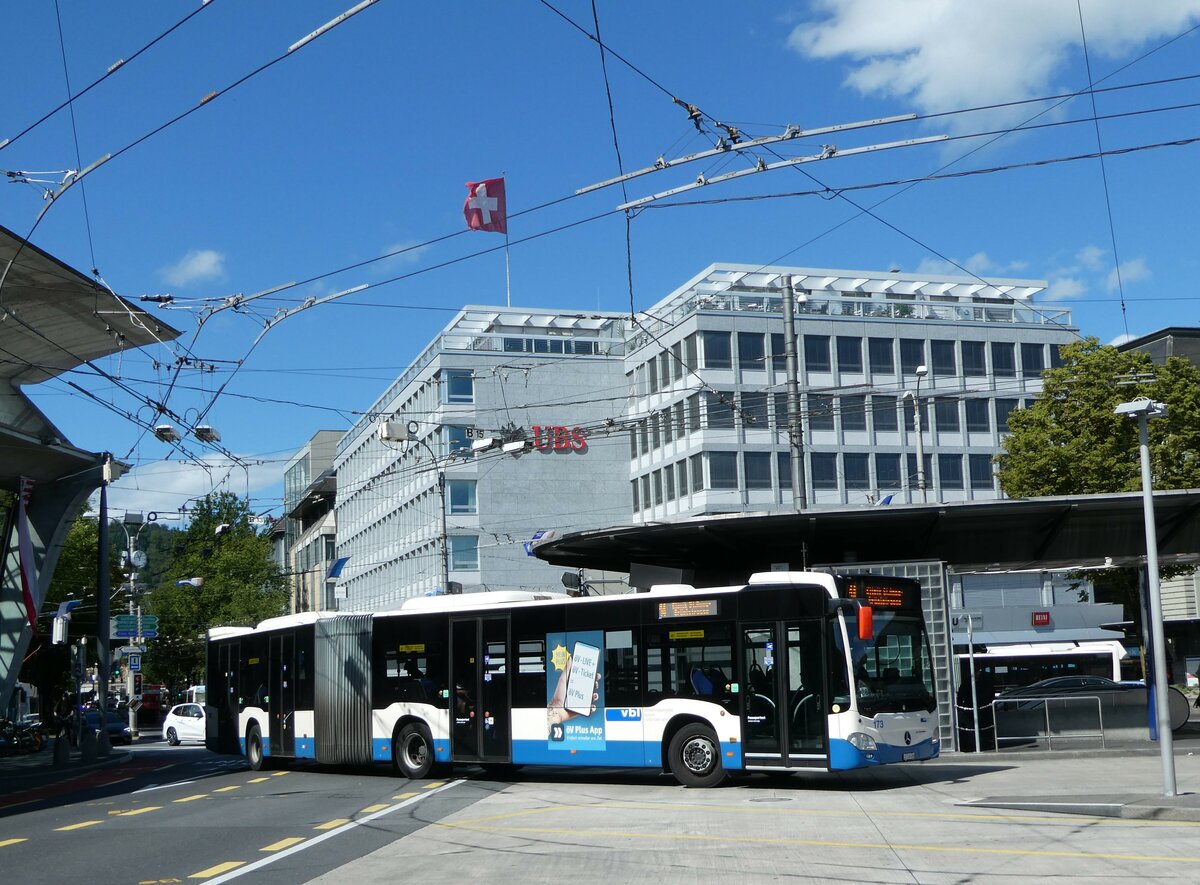 (253'313) - VBL Luzern - Nr. 173/LU 249'486 - Mercedes am 3. August 2023 beim Bahnhof Luzern