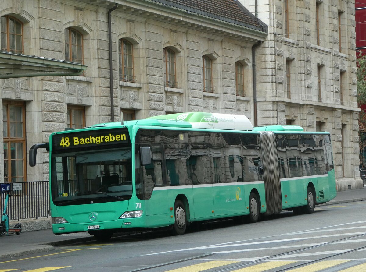 (253'661) - BVB Basel - Nr. 711/BS 6670 - Mercedes am 12. August 2023 beim Bahnhof Basel