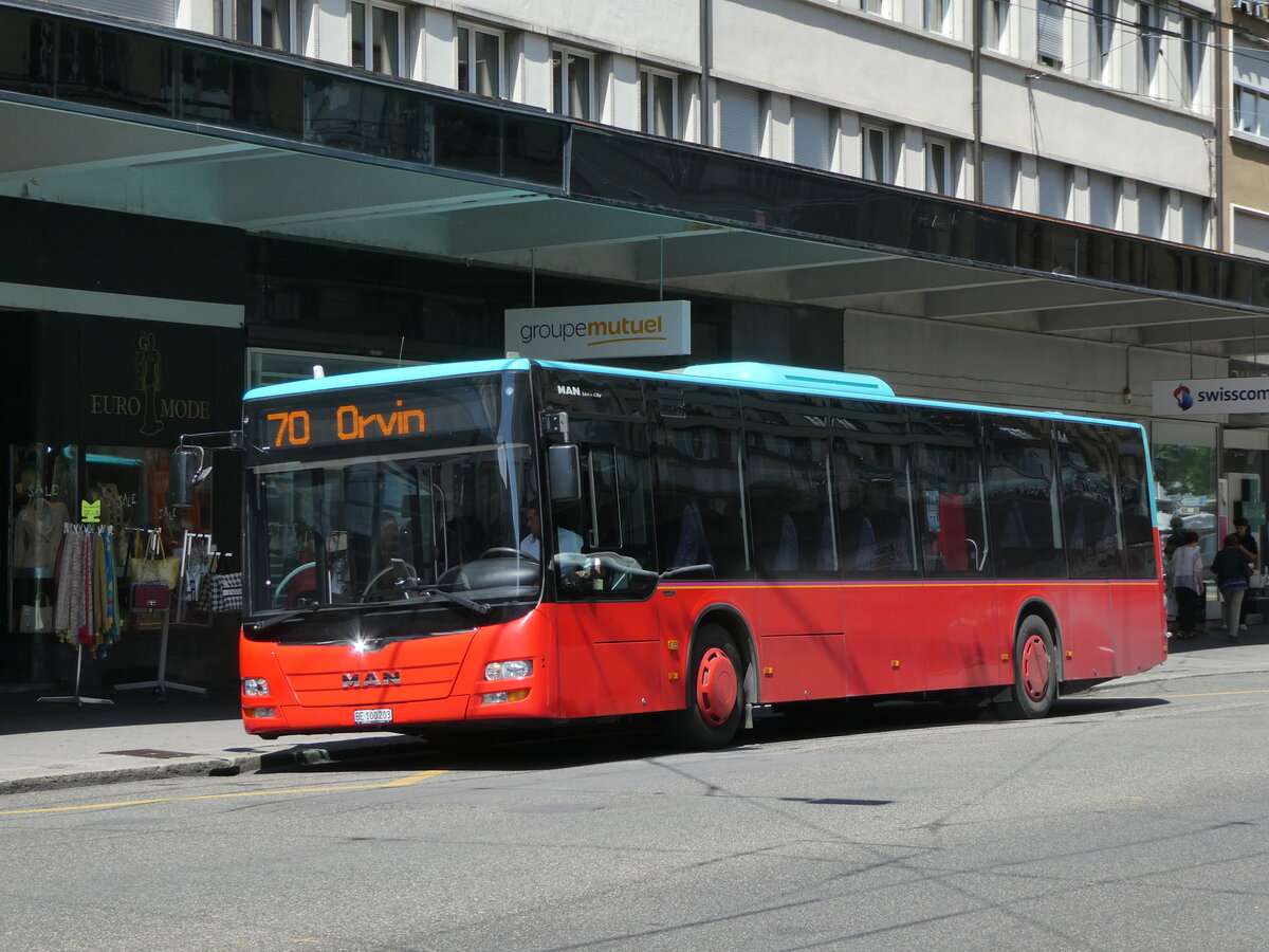 (253'709) - Funi-Car, Biel - Nr. 3/BE 200'203 - MAN am 12. August 2023 beim Bahnhof Biel