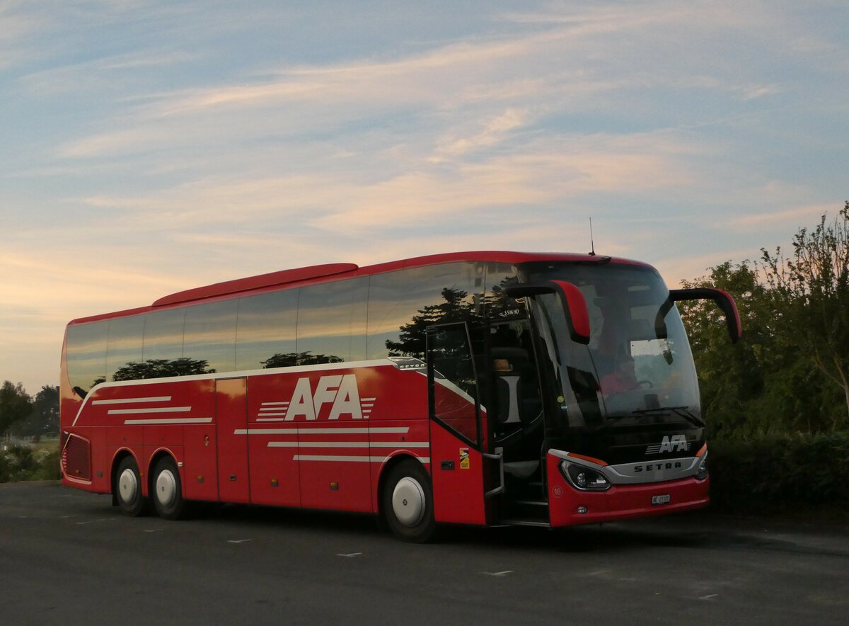 (254'752) - Aus der Schweiz: AFA Adelboden - Nr. 16/BE 21'181 - Setra am 4. September 2023 in Hirschaid, Hotel Gller