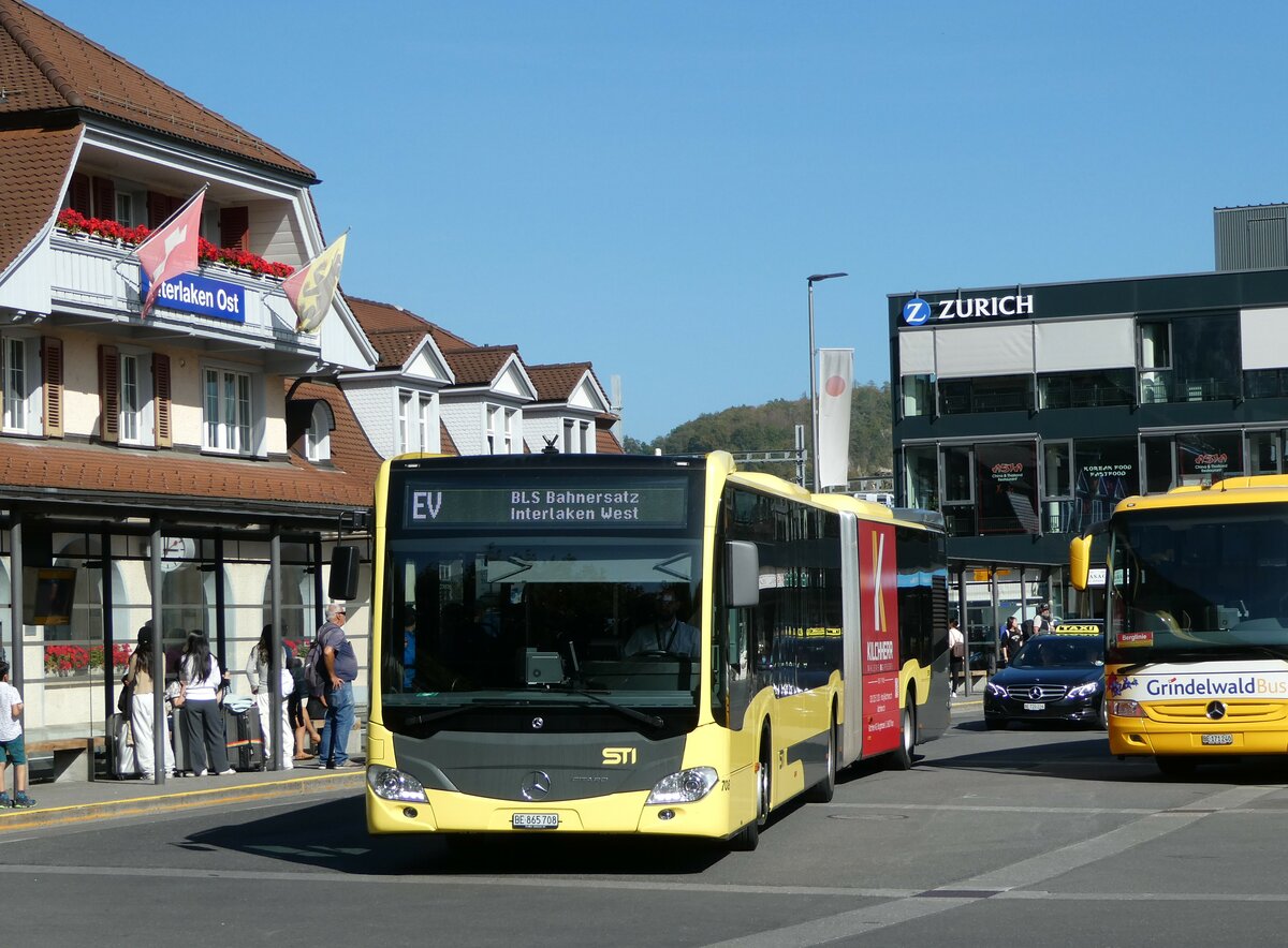 (255'832) - STI Thun - Nr. 708/BE 865'708 - Mercedes am 2. Oktober 2023 beim Bahnhof Interlaken Ost