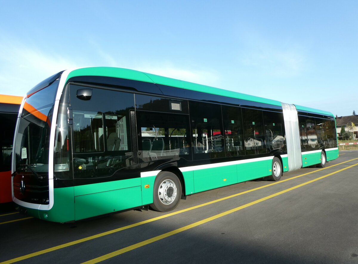 (255'990) - BVB Basel - (143'197) - Mercedes am 7. Oktober 2023 in Winterthur, Daimler Buses