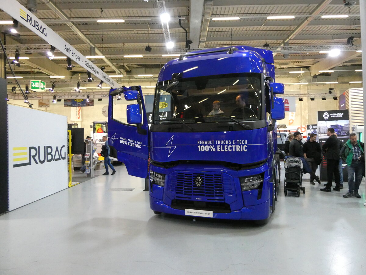 (256'927) - Renault am 11. November 2023 in Bern, transport.ch