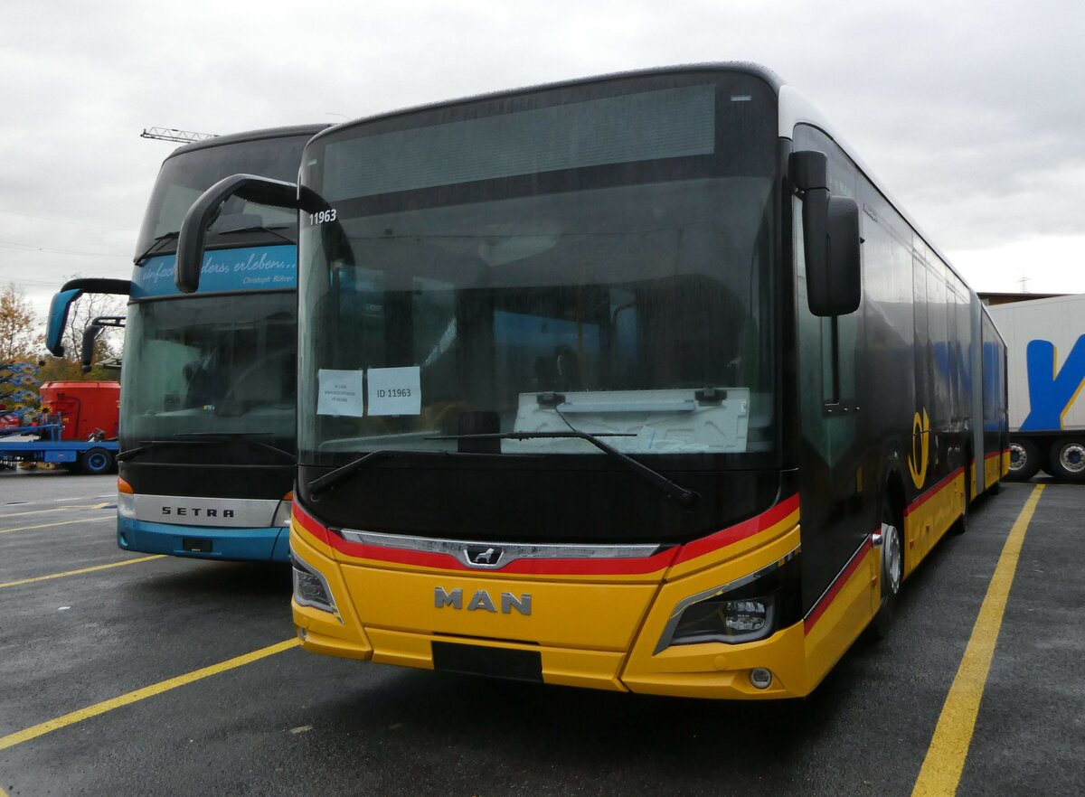 (257'168) - CarPostal Ouest - PID 11'963 - MAN am 19. November 2023 in Kerzers, Interbus