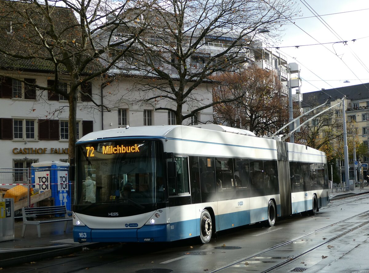 (257'229) - VBZ Zrich - Nr. 163 - Hess/Hess Gelenktrolleybus am 24. November 2023 in Zrich, Schmiede Wiedikon