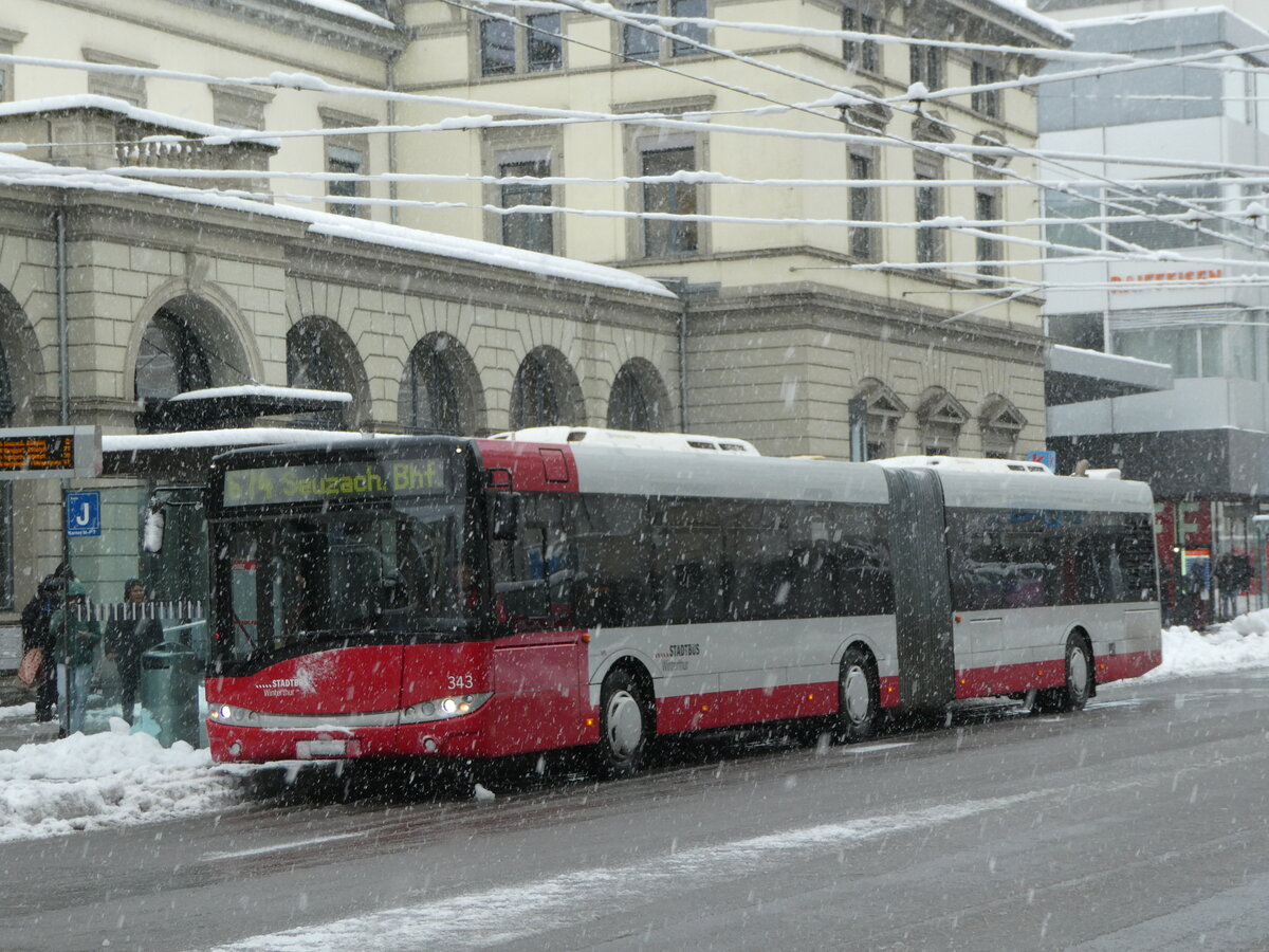 (257'345) - SW Winterthur - Nr. 343/ZH 745'343 - Solaris am 2. Dezember 2023 beim Hauptbahnhof Winterthur