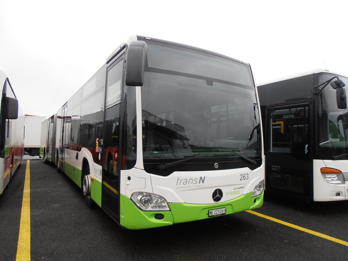 (257'490) - transN, La Chaux-de-Fonds - Nr. 263/NE 223'263 - Mercedes am 9. Dezember 2023 in Kerzers, Interbus