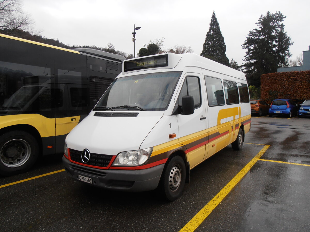 (257'625) - STI Thun - Nr. 1/BE 300'401 - Mercedes am 14. Dezember 2023 bei der Schifflndte Thun