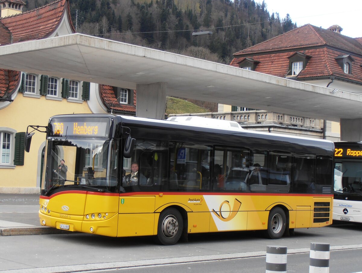 (257'867) - Postautobetriebe Unteres Toggenburg, Ltisburg - SG 143'882/PID 10'202 - Solaris am 23. Dezember 2023 beim Bahnhof Wattwil