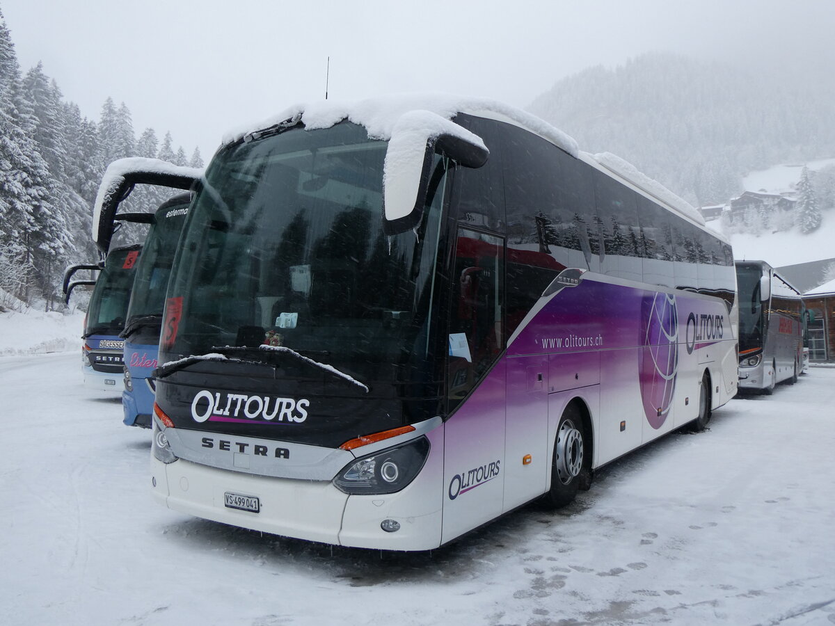 (258'386) - Olitours, Saxon - VS 499'041 - Setra (ex Aubert, Le Sentier) am 6. Januar 2024 in Adelboden, ASB