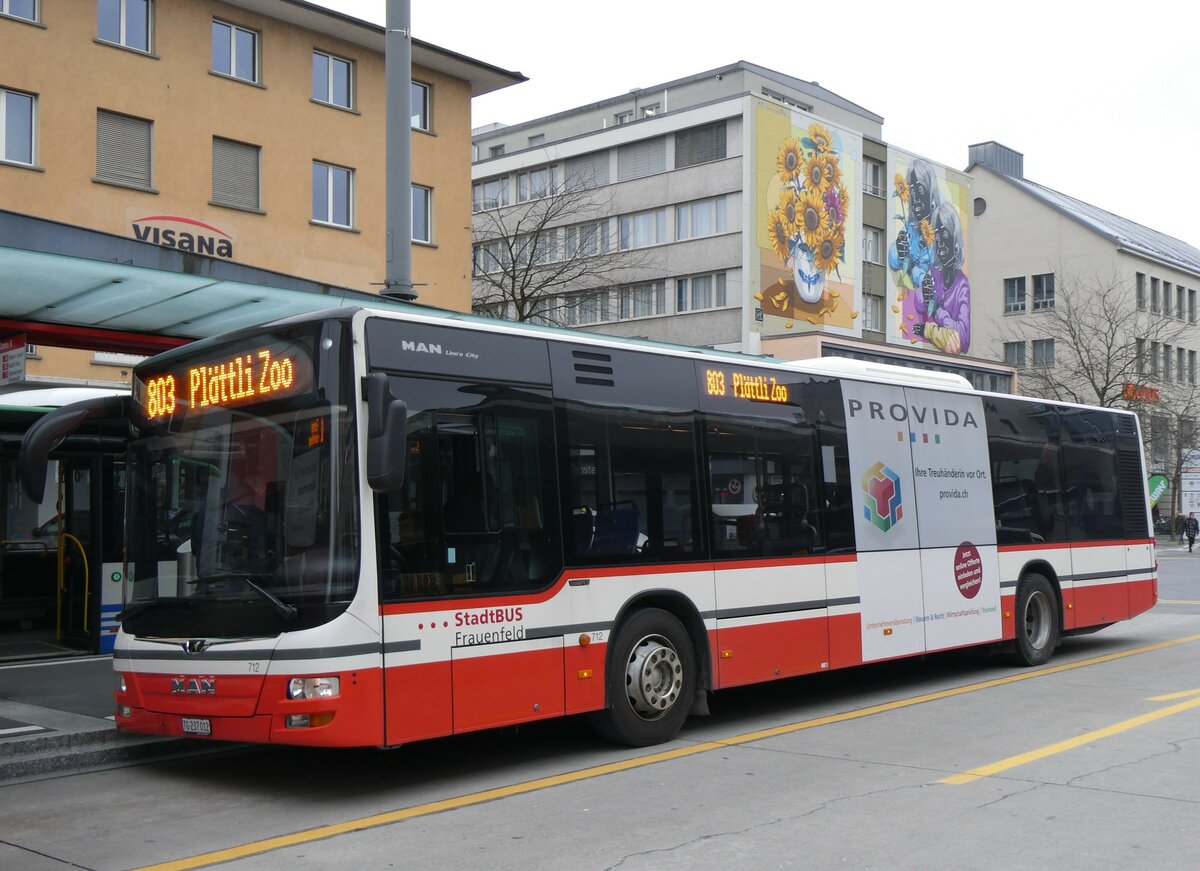 (258'535) - StadtBUS, Frauenfeld - Nr. 712/TG 237'012 - MAN (ex PostAuto Ostschweiz PID 10'104) am 9. Januar 2024 beim Bahnhof Frauenfeld