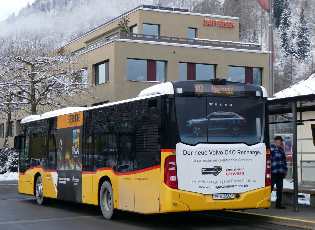 (258'802) - PostAuto Bern - BE 610'543/PID 11'687 - Mercedes am 21. Januar 2024 beim Bahnhof Interlaken Ost