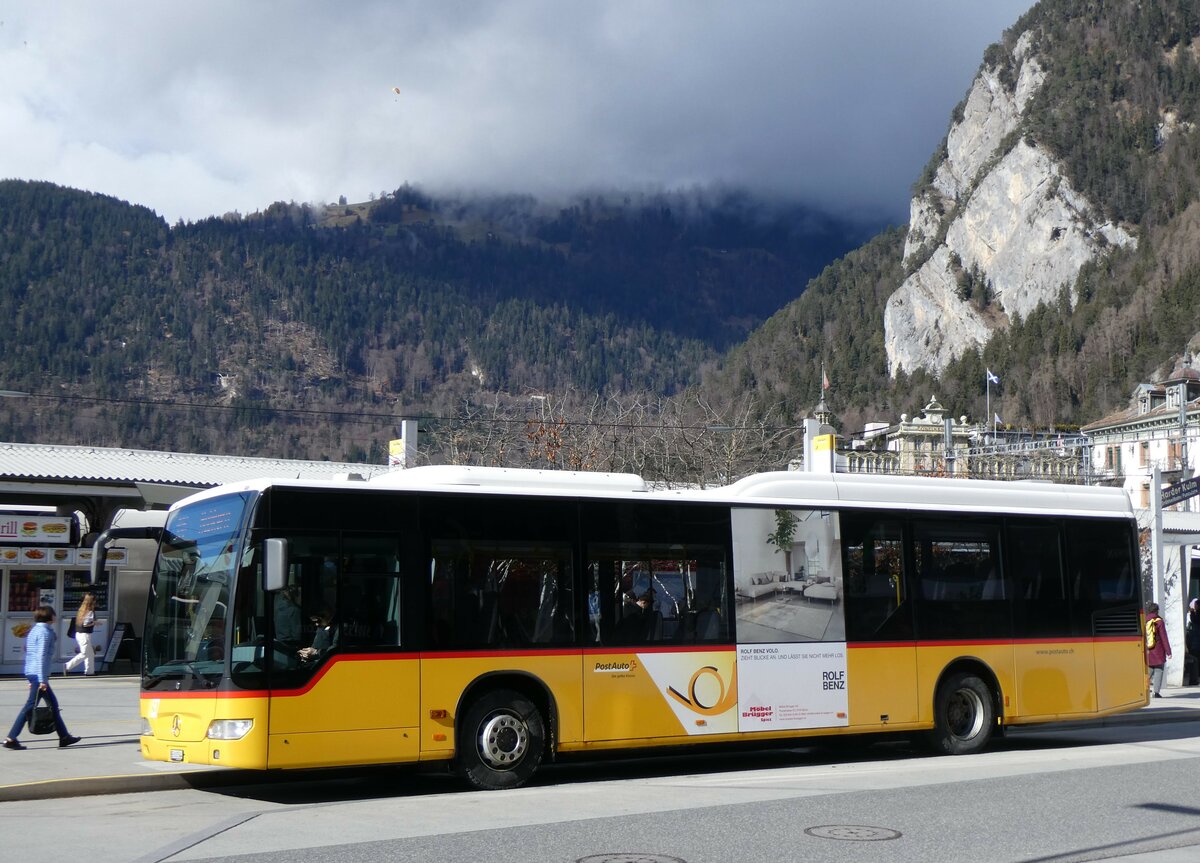 (259'488) - PostAuto Bern - BE 610'544/PID 5417 - Mercedes (ex BE 538'988; ex BE 637'781) am 20. Februar 2024 beim Bahnhof Interlaken West