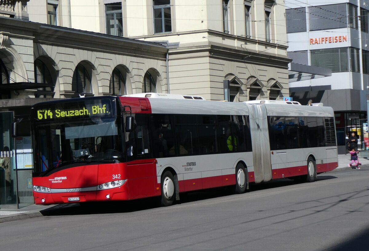 (259'570) - SW Winterthur - Nr. 342/ZH 745'342 - Solaris am 24. Februar 2024 beim Hauptbahnhof Winterthur