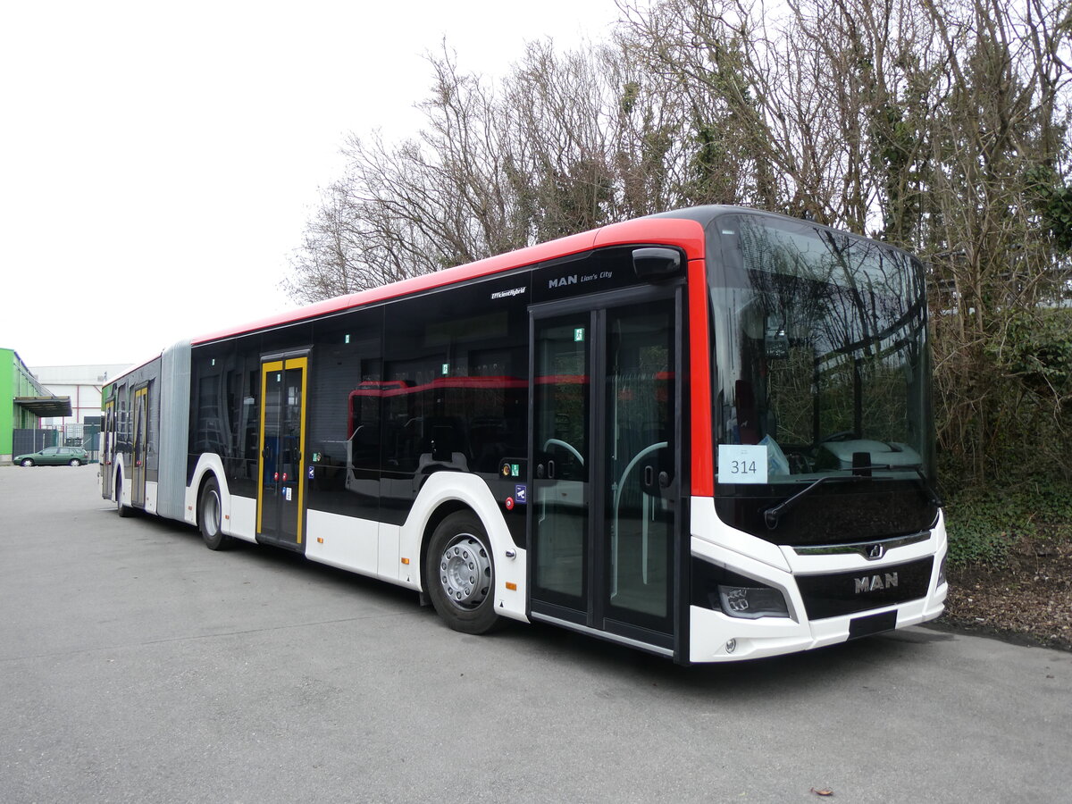 (260'425) - Twerenbold, Baden - Nr. 314 - MAN am 17. Mrz 2024 in Kerzers, Interbus