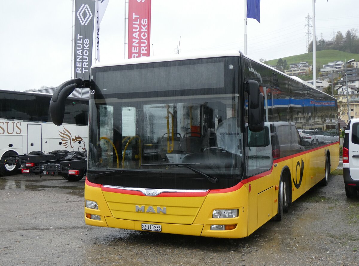 (260'886) - PostAuto Ostschweiz - SZ 110'235/PID 10'023 - MAN (ex Lienert&Ehrler, Einsiedeln; ex Schuler, Feusisberg) am 1. April 2024 in Schmerikon, Thomann